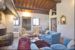 Beautiful charming countryside 6 bedroom villa with pool in Bagno a Ripoli