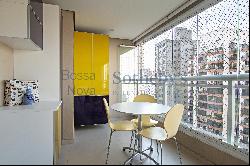 High floor apartment in Real Parque