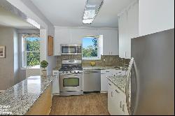 3135 JOHNSON AVE 5J in Spuyten Duyvil, New York