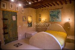 Romantic property in Versilia