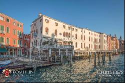 Venice - LUXURY APARTMENT FOR SALE ON THE GRAND CANAL