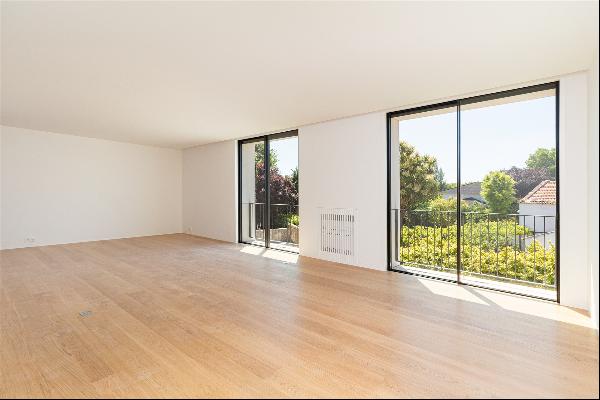 Flat, 3 bedrooms, for Sale