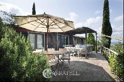 Ref. 8669 Villa with a view of the Tuscan Archipelago.
