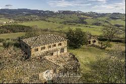 Ref. 8031 Farm with hunting reserve in Siena