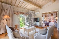 Ref. 4719 Elegant villa with park and swimming pool on the hills near Florence