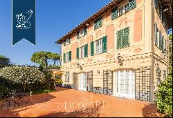 Stunning frescoed property for sale in Genoa