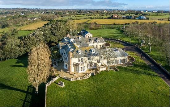 Mansion with panoramic views