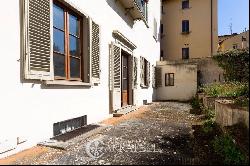 Ref. 3589 Fantastic apartment with garden in tower - Florence