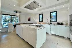 Lugano: modern 4.5 room penthouse apartment for sale