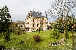 EMPIRE CHATEAU WITH OUTBUILDINGS 45 MINUTES FROM BIARRITZ