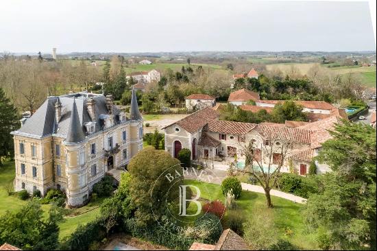 EMPIRE CHATEAU WITH OUTBUILDINGS 45 MINUTES FROM BIARRITZ