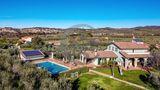 Ref. 4764 Marvelous villa with swimming pool and olives - San Vincenzo