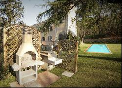 Ref. 4029 Historical villa with garden and pool near Florence