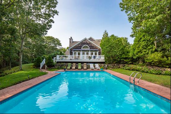 6 bed/4.5 bath Noyac, Sag Harbor