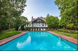 6 bed/4.5 bath Noyac, Sag Harbor