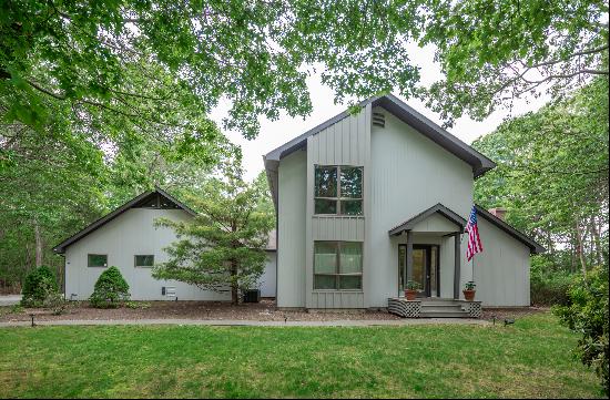 Pristine Contemporary With Heated Pool 