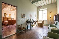 Romantic villa on the hills between Pisa and Lucca