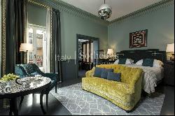 Exclusive penthouse a stone's throw from Piazza di Spagna