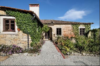 Farm, 8 bedrooms, for Sale