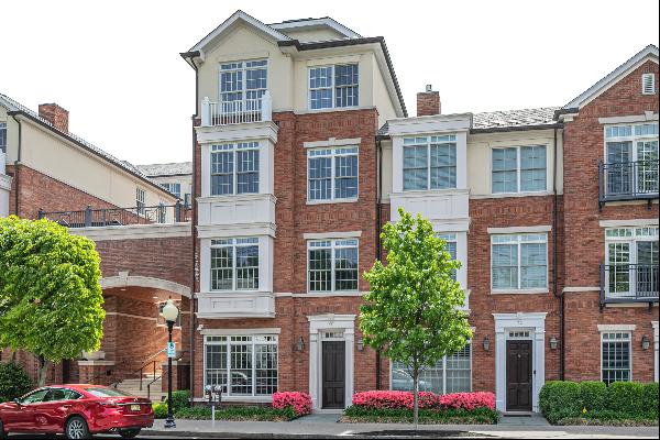 Luxury Lifestyle Townhome in Downtown Princeton