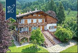 Mountain chalet in a high panoramic position close to the Piani di Bobbio