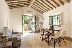 Ref. 5993 Luxury farmhouse with panoramic view in Cortona