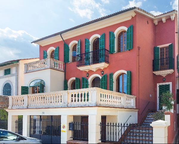 First sea line house in the Port of Sóller