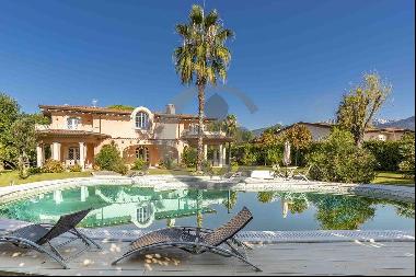 Ref. 4939 Wonderful modern villa with swimming pool - Forte dei Marmi