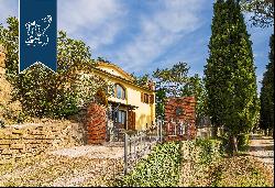 Stunning and finely-renovated estate with a panoramic view of Lake Trasimeno