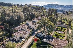 Florence - STUNNING HISTORICAL VILLA FOR SALE JUST OUTSIDE FLORENCE