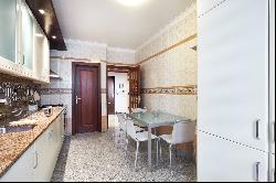 Flat, 2 bedrooms, for Sale