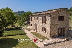 RESTORED STONE HOUSES FOR SALE IN UMBRIA