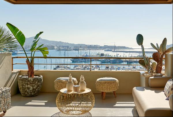 Totally renovated penthouse with incredible views of the harbour and Dalt Vila-I