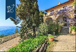 Stunning historical villa with wonderful views of Liguria's crystal-blue waters