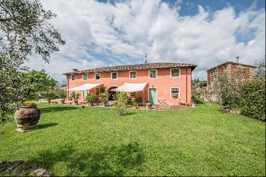 Charming farmhouse with 3,000 sq m garden and annex.