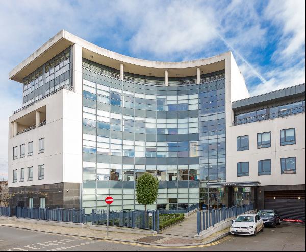 Unit 8 comprises a modern, air conditioned 3rd floor office suite which provides mainly op