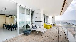 Beachfront Exquisite Architectural Apartment