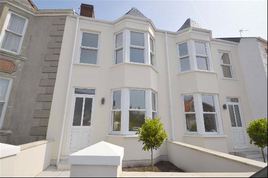 No 2 Entre Deux, La Gibauderie, St Peter Port, Guernsey, GY1 1XJ