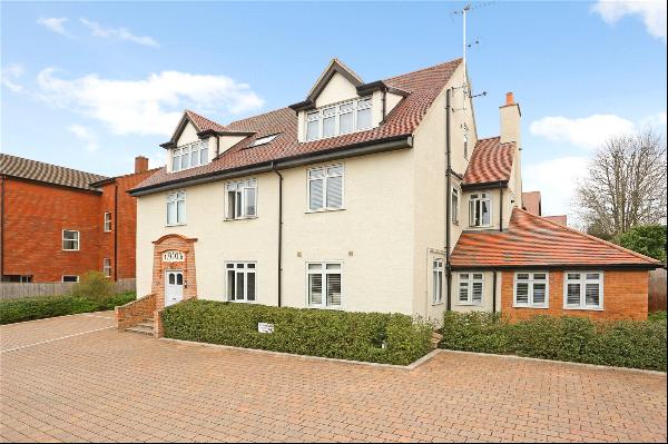 Arden Court, Arden Grove, Harpenden, Hertfordshire, AL5 4SJ