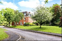 Beaufort House, Hillside Park, Sunningdale, Berkshire, SL5 9RP