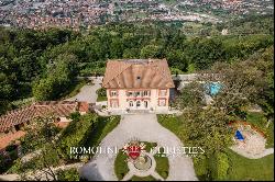 STUNNING TUSCAN COAST SEA VIEW VILLA FOR SALE PIETRASANTA VERSILIA Romolini - Christie's