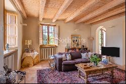 Luxurious villa on the hills of Lucca