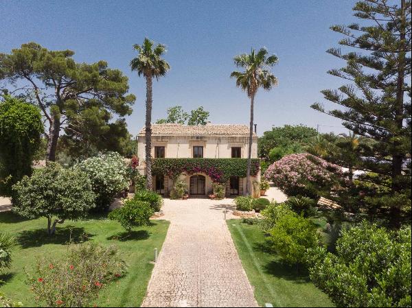 Exquisite historic Villa in Scicli