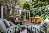 A home with a garden in the heart of the city