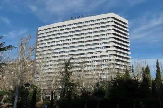 Exclusive office building on Capitan Haya street, it is located in the most consolidated b