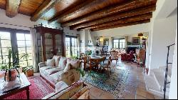 Magnificent 15 hectares Vineyard Farm Estate