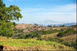 Lote en Residencial Privado con Vistas a las Montañas