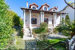 Petit Juas - Sumptuous Belle Epoque style property with pool.