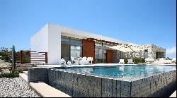 Barefoot Luxury Concept Villa in a Prestigious Golf Resort