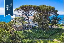 Exclusive estate with private pier and exclusive access to Sestri Levante's sea